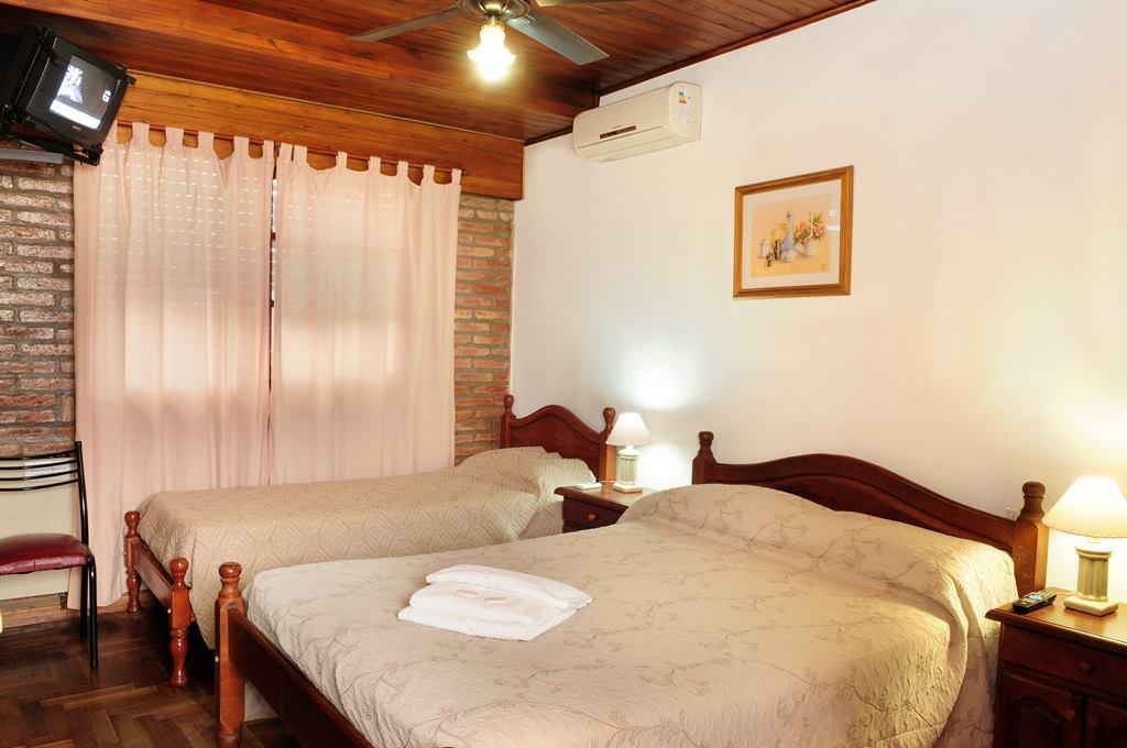 Andino Hotell Villa Carlos Paz Exteriör bild