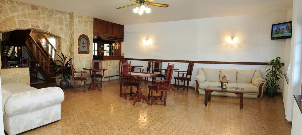 Andino Hotell Villa Carlos Paz Exteriör bild
