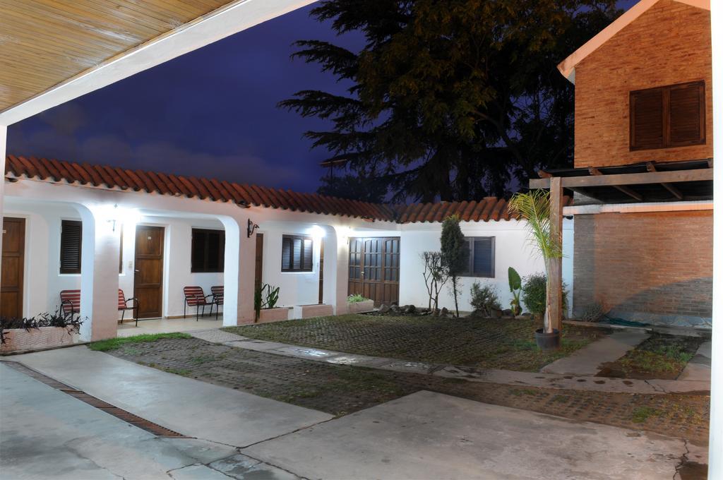 Andino Hotell Villa Carlos Paz Exteriör bild